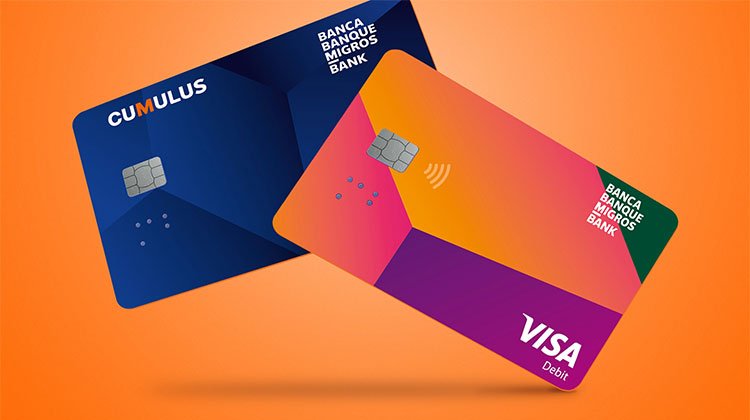 Debit- und Kreditkarte des neuen Kontos M+ der Migros Bank