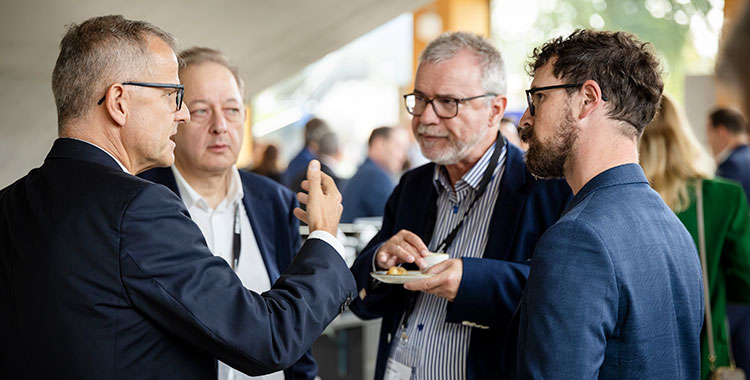 Diskussionen und Networking an der Swiss Digital Finance Conference 2024